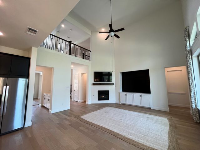 2403 Royal Dove Lane, Mansfield, TX 76063
