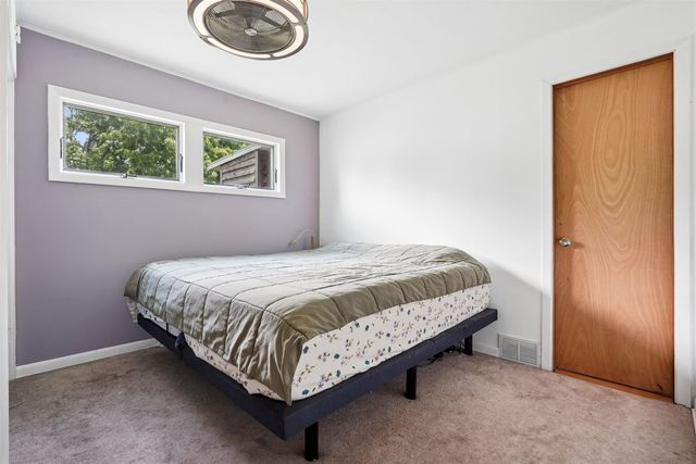 2210 Tremont Street, Cedar Falls, IA 50613