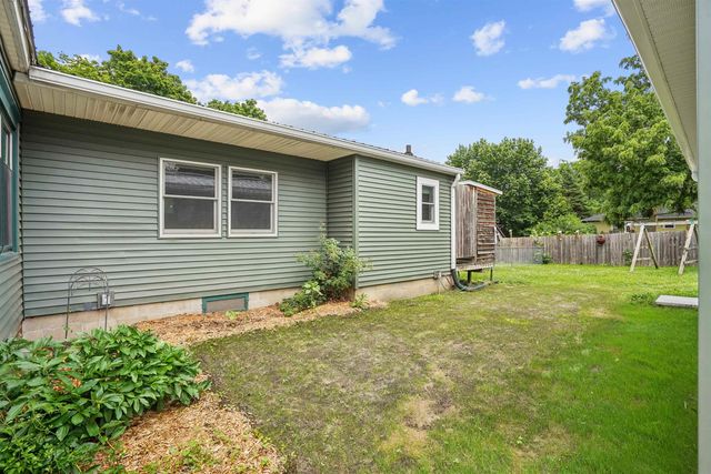 2210 Tremont Street, Cedar Falls, IA 50613