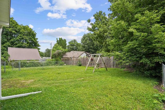 2210 Tremont Street, Cedar Falls, IA 50613