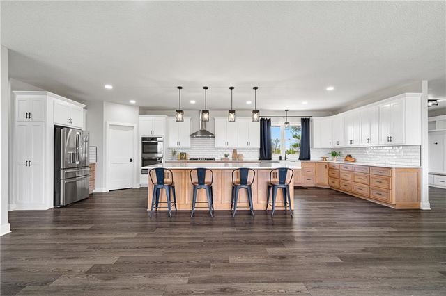 24218 NE 136th Street, Excelsior Springs, MO 64024