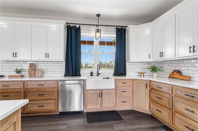24218 NE 136th Street, Excelsior Springs, MO 64024