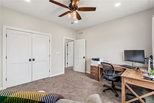 24218 NE 136th Street, Excelsior Springs, MO 64024