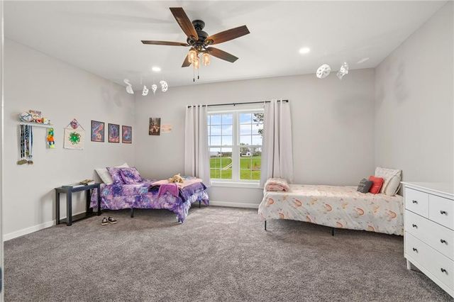 24218 NE 136th Street, Excelsior Springs, MO 64024