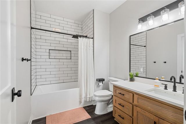 24218 NE 136th Street, Excelsior Springs, MO 64024
