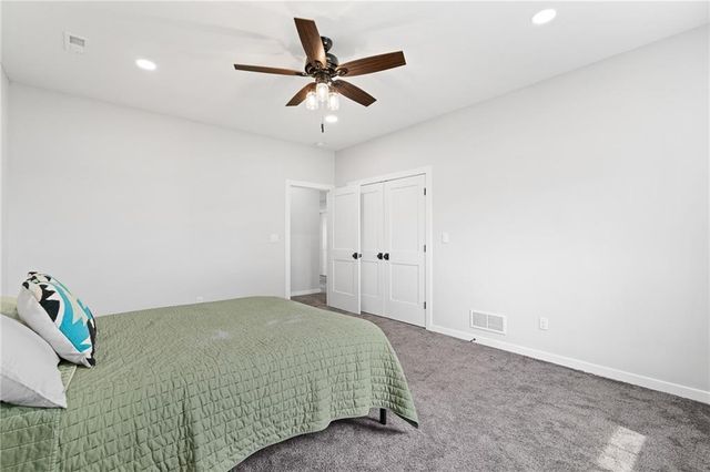 24218 NE 136th Street, Excelsior Springs, MO 64024