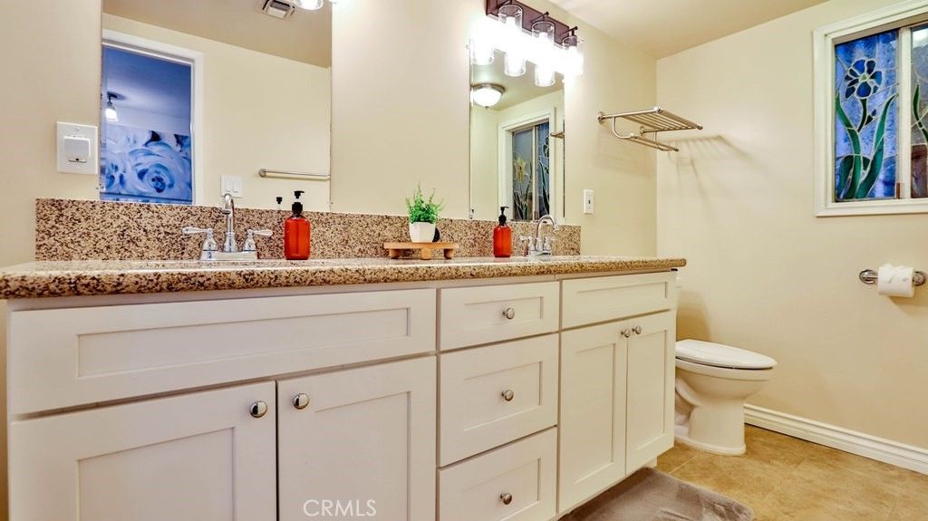 Image 24 of property listing at 138 Green Oaks Drive, Riverside, CA 92507