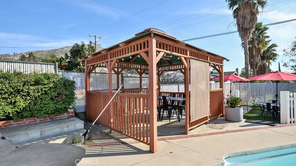 Image 45 of property listing at 138 Green Oaks Drive, Riverside, CA 92507
