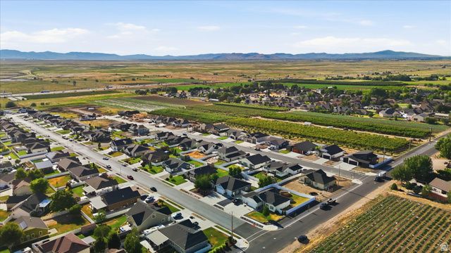 1238 W 3225 S, Perry, UT 84302