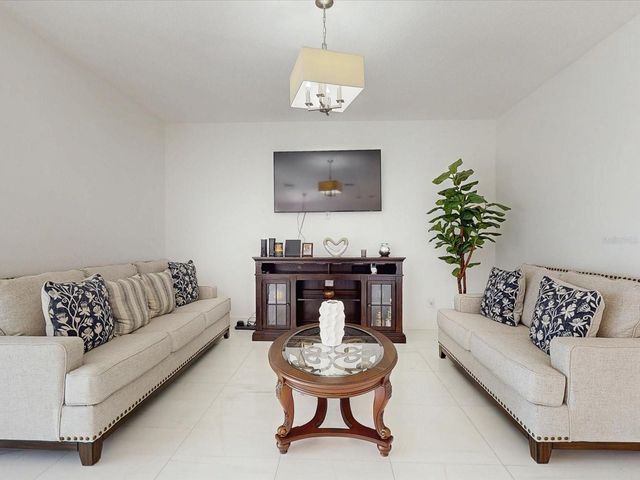 6609 LAKE PEMBROKE PLACE, Orlando, FL 32829