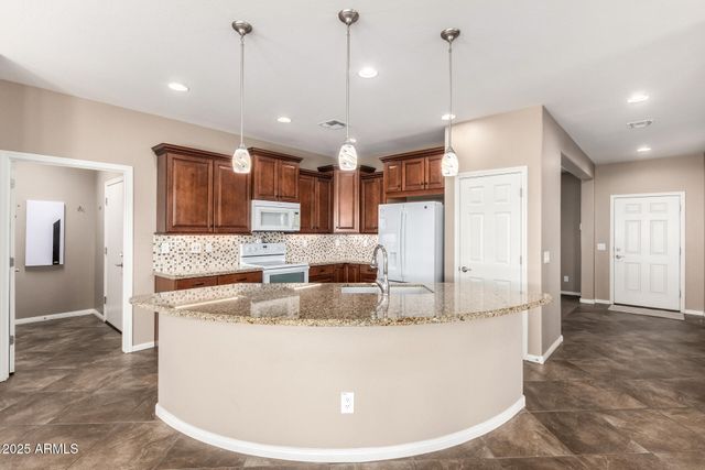 17162 S 175TH Avenue, Goodyear, AZ 85338