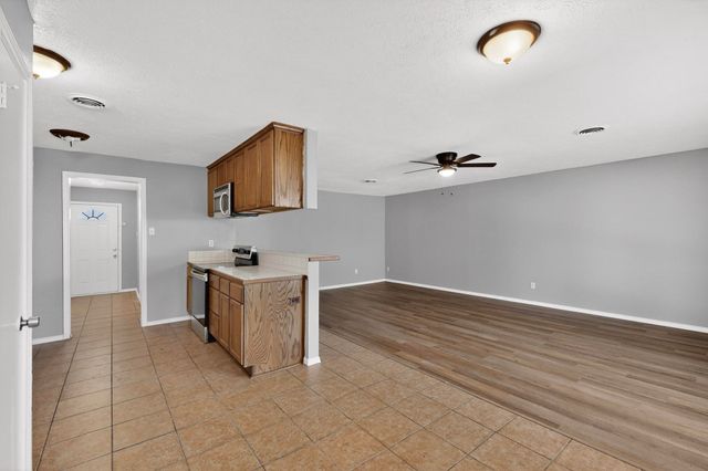 6805 Newcastle Place, North Richland Hills, TX 76182