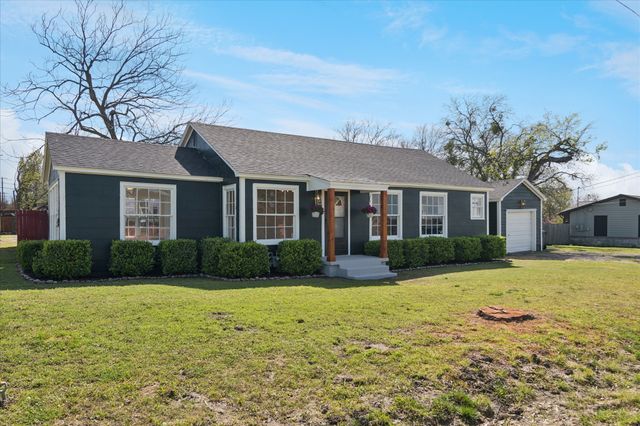 602 W Pecan Street, Celina, TX 75009