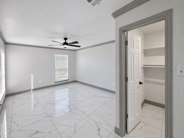 405 Post Oak Drive, Baytown, TX 77520