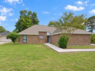 405 Post Oak Drive, Baytown, TX 77520