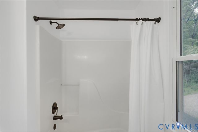 2150 Eastwood Pine Ct, Moseley, VA 23120