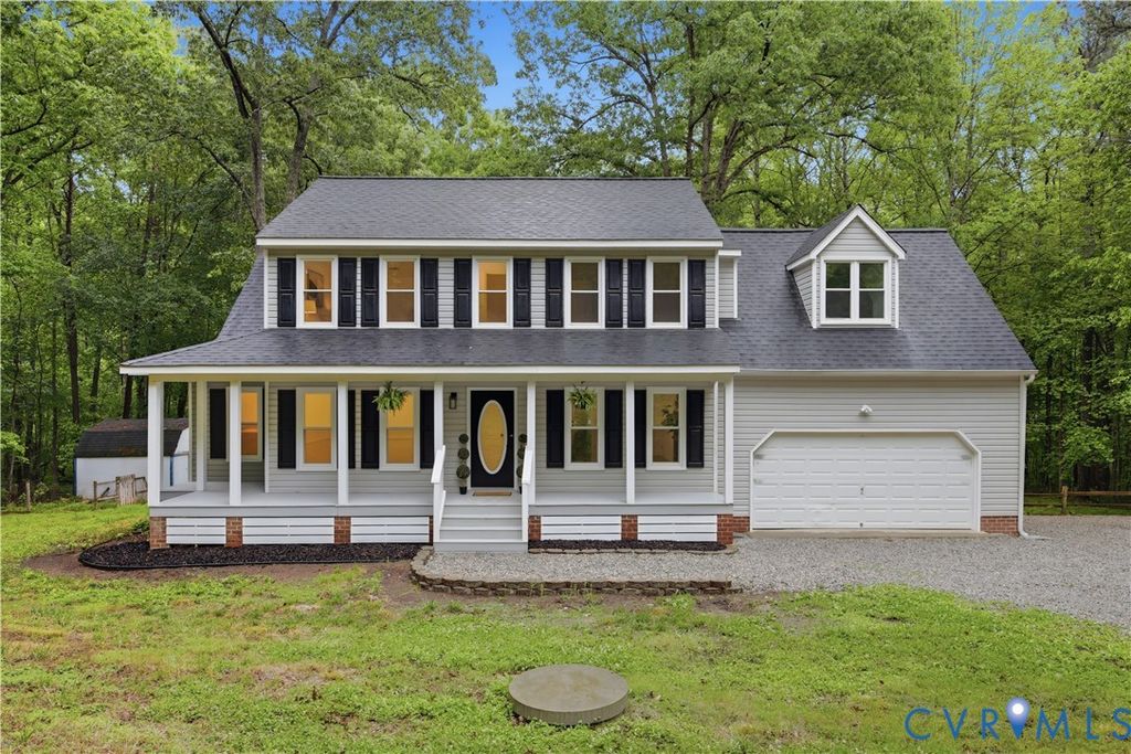 2150 Eastwood Pine Ct, Moseley, VA 23120