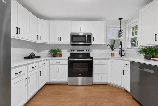 47 Southville Rd, Southborough, MA 01772