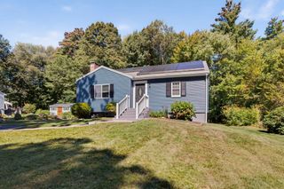 47 Southville Rd, Southborough, MA 01772