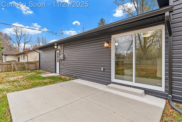 3958 Golfside Road, Ypsilanti, MI 48197
