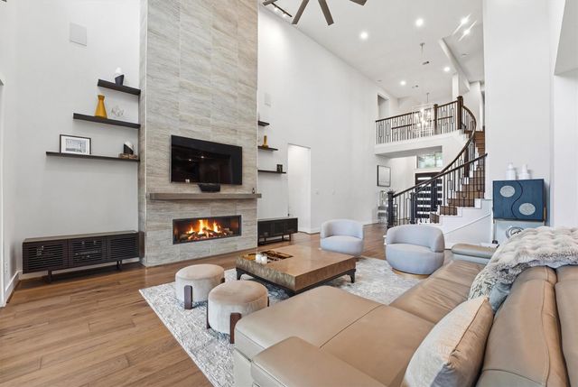 31 Welston Terrace Drive, Tomball, TX 77375