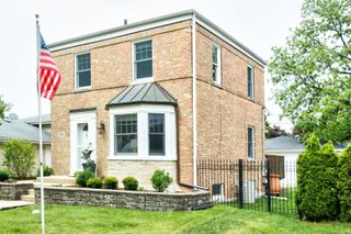 8310 N Oriole Avenue, Niles, IL 60714