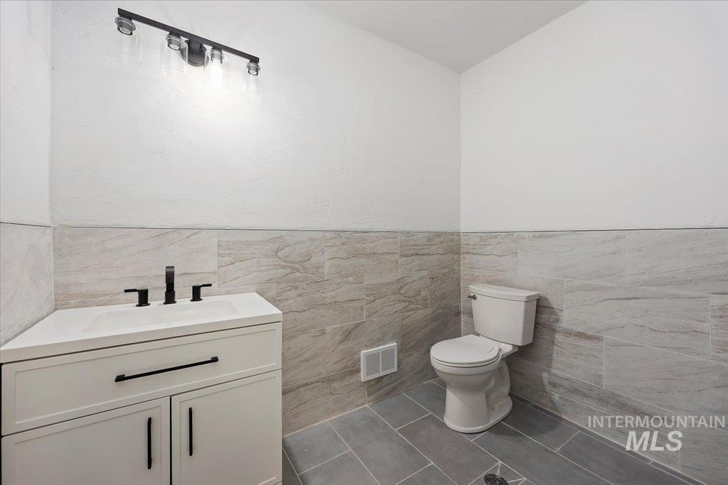 507 Main Ave W Suite 100, Twin Falls, ID 83301 photo 11