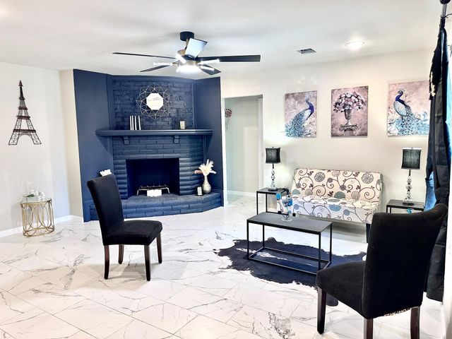 15123 Kaler Road, Houston, TX 77060