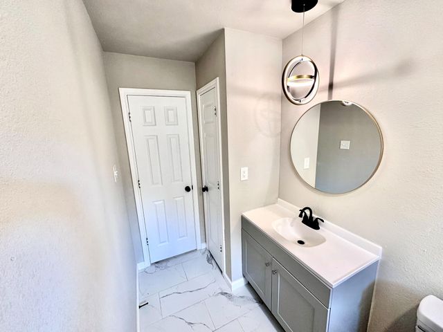 15123 Kaler Road, Houston, TX 77060
