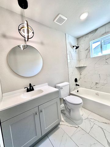 15123 Kaler Road, Houston, TX 77060