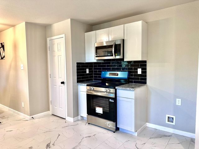 15123 Kaler Road, Houston, TX 77060