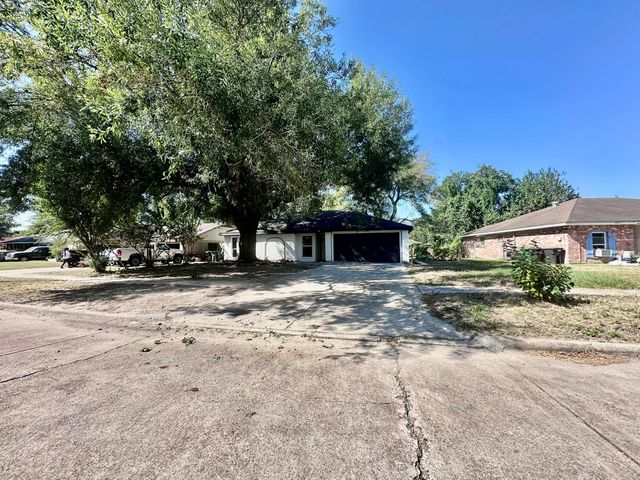 15123 Kaler Road, Houston, TX 77060