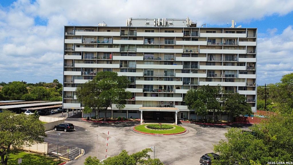 7039 San Pedro Ave Apt 601, San Antonio, TX 78216