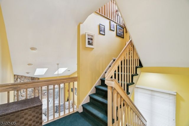 118 Coppertree Ct, Edison Twp., NJ 08820