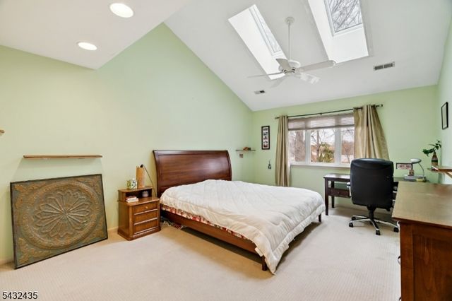 118 Coppertree Ct, Edison Twp., NJ 08820