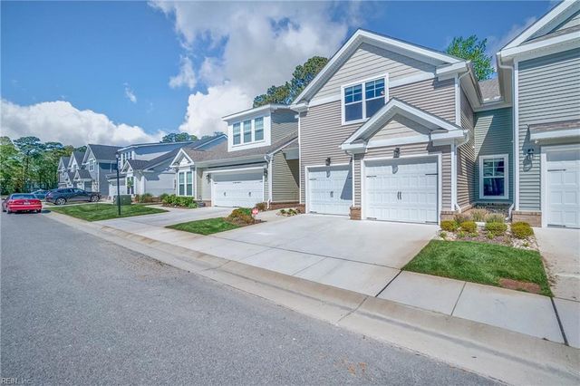 4646 Longleaf Place, Chesapeake, VA 23321