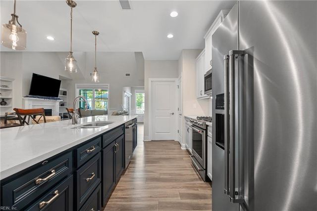 4646 Longleaf Place, Chesapeake, VA 23321