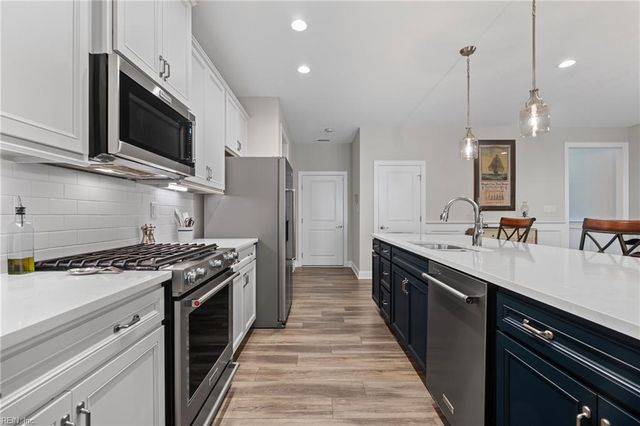 4646 Longleaf Place, Chesapeake, VA 23321
