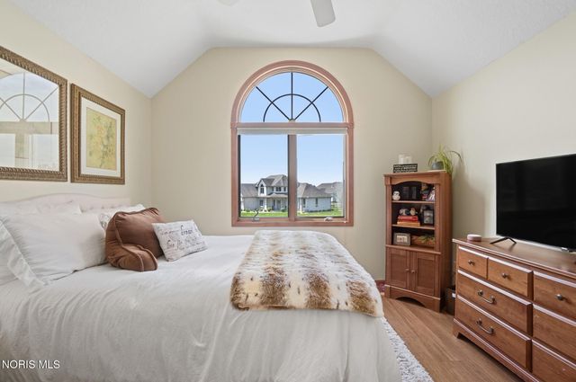 1077 Springcrest Drive, Waterville, OH 43566