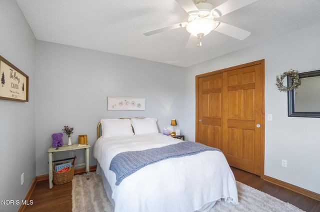 1077 Springcrest Drive, Waterville, OH 43566