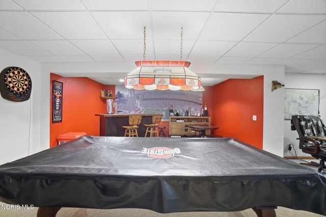 1077 Springcrest Drive, Waterville, OH 43566