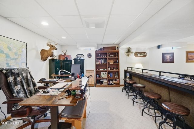 1077 Springcrest Drive, Waterville, OH 43566