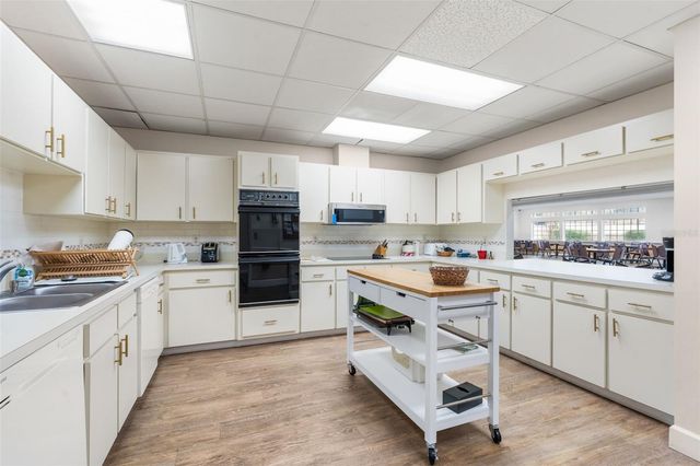 10510 NW 28TH PLACE, Gainesville, FL 32606