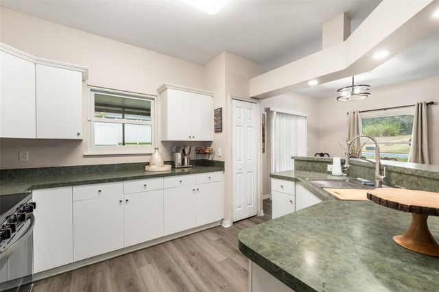 10510 NW 28TH PLACE, Gainesville, FL 32606