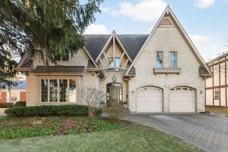2611 Laurel Lane, Wilmette, IL 60091