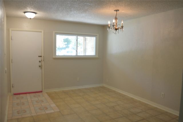 5624 Volder Drive, Fort Worth, TX 76114