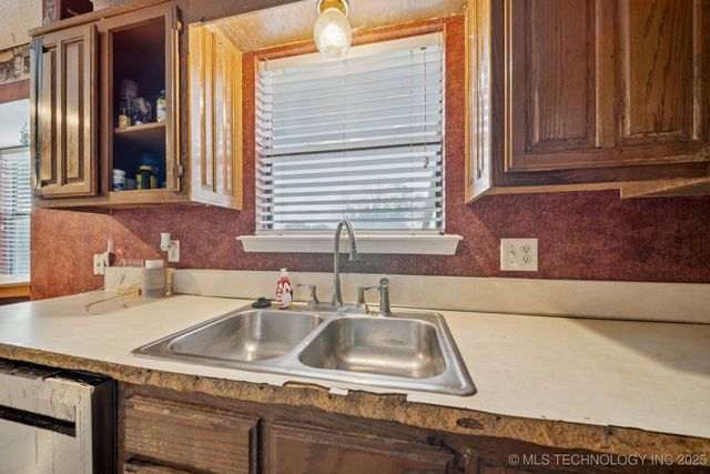 8102 N 121st East Avenue, Owasso, OK 74055