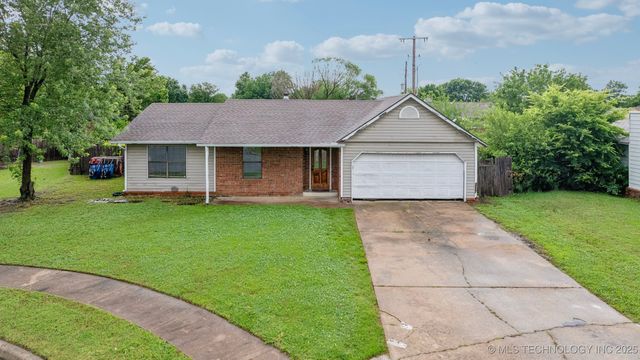 8102 N 121st East Avenue, Owasso, OK 74055