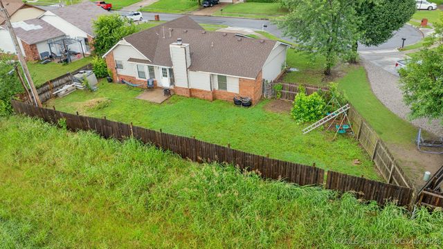 8102 N 121st East Avenue, Owasso, OK 74055