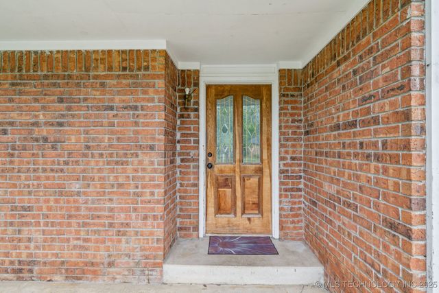 8102 N 121st East Avenue, Owasso, OK 74055